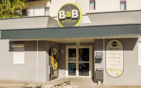 B&B Hotel Villeneuve Loubet Plage